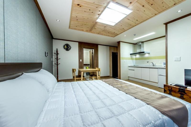 Hostal Sea And Wave Seogwipo Exterior foto