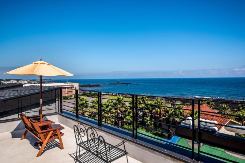 Hostal Sea And Wave Seogwipo Exterior foto