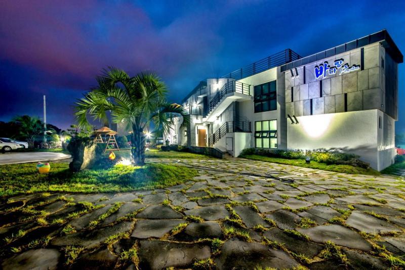 Hostal Sea And Wave Seogwipo Exterior foto